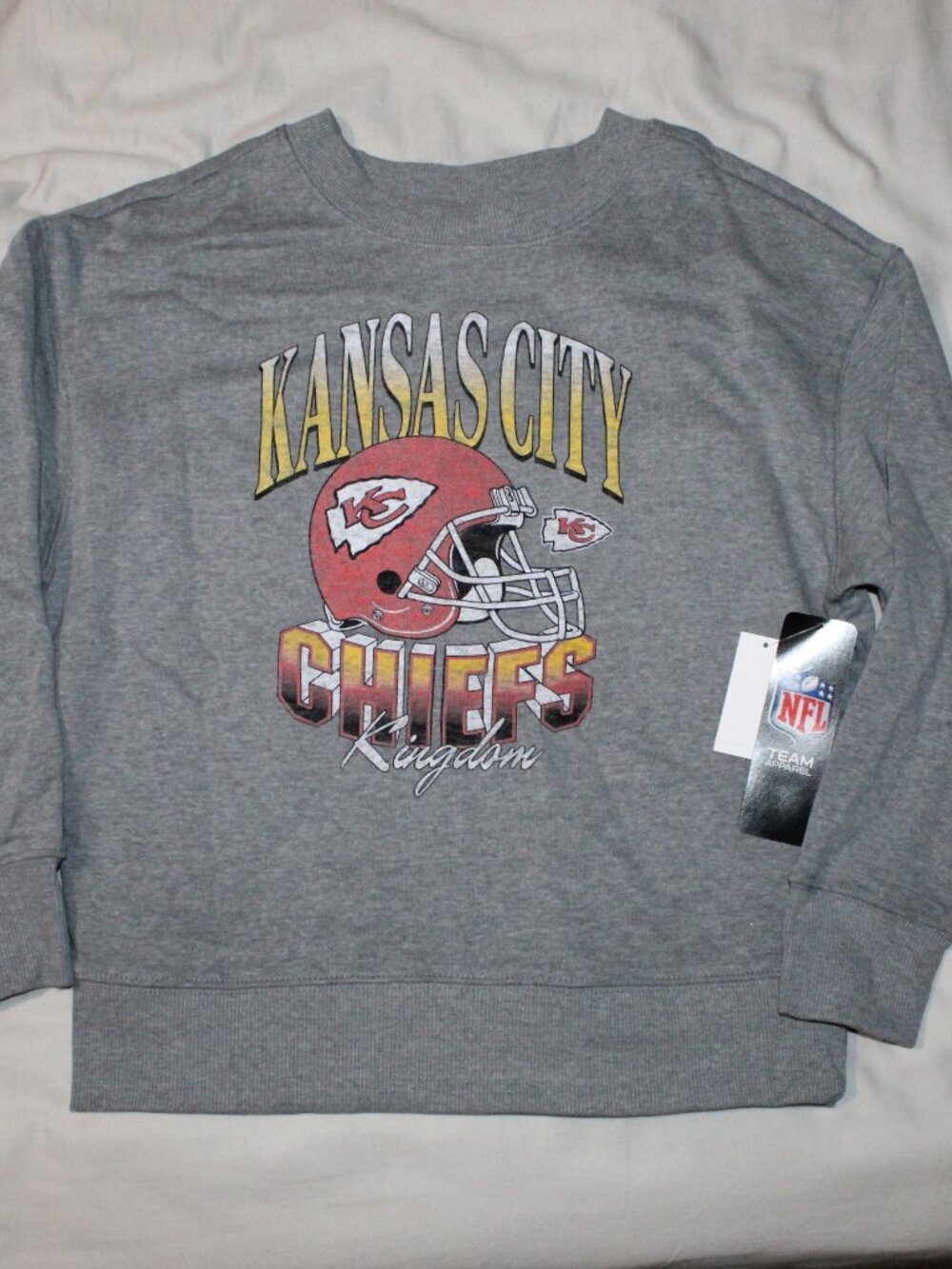 NWT NFL Boys Kansas City Chiefs Sweatshirt Grey Size Small - Picture 4 of 5